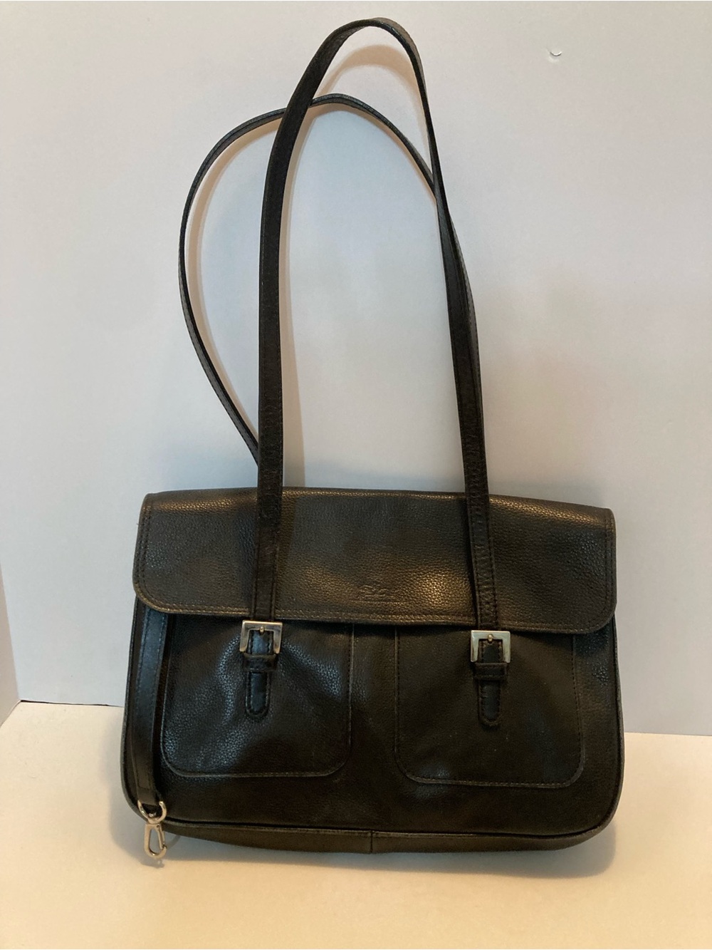 Classic Black Leather Shoulder Bag
Item# TShb11